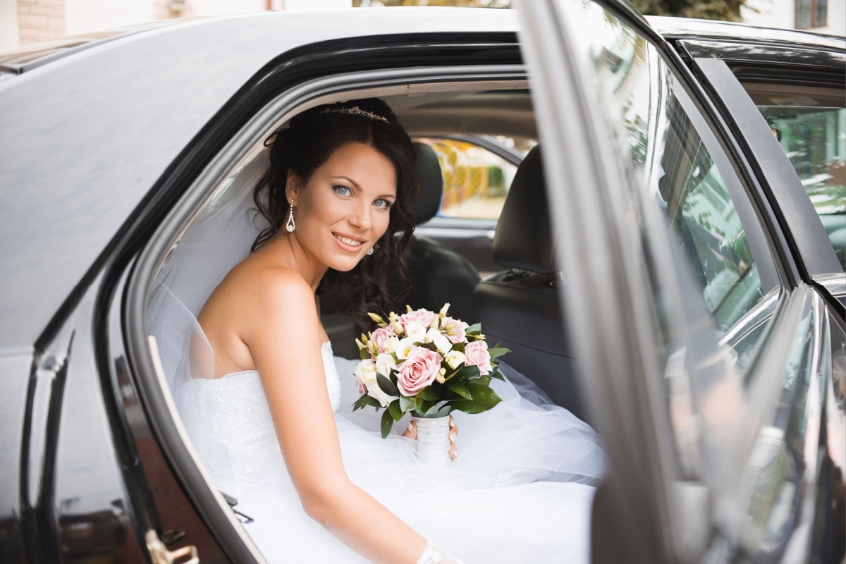 What To Know Before Booking Wedding Day Transportation In Las Vegas