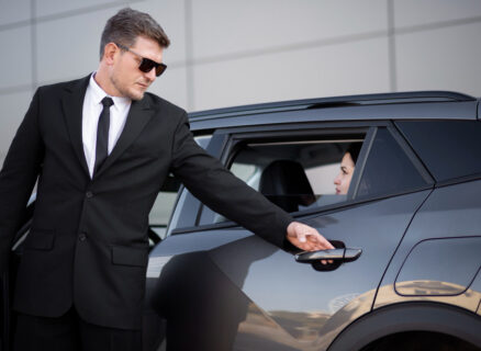 Planning a Birthday or Bachelor Party? Don’t Skip the Limo